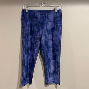 NWT Nike Dri-Fit Blue Abstract Power Legend Tight Cropped Legging